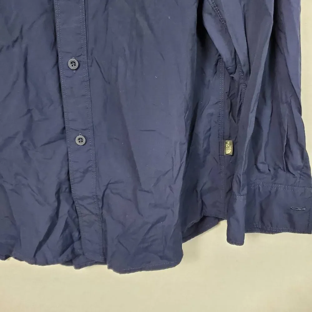 Mens The North Face Large Navy Button Front Fishing Shirt